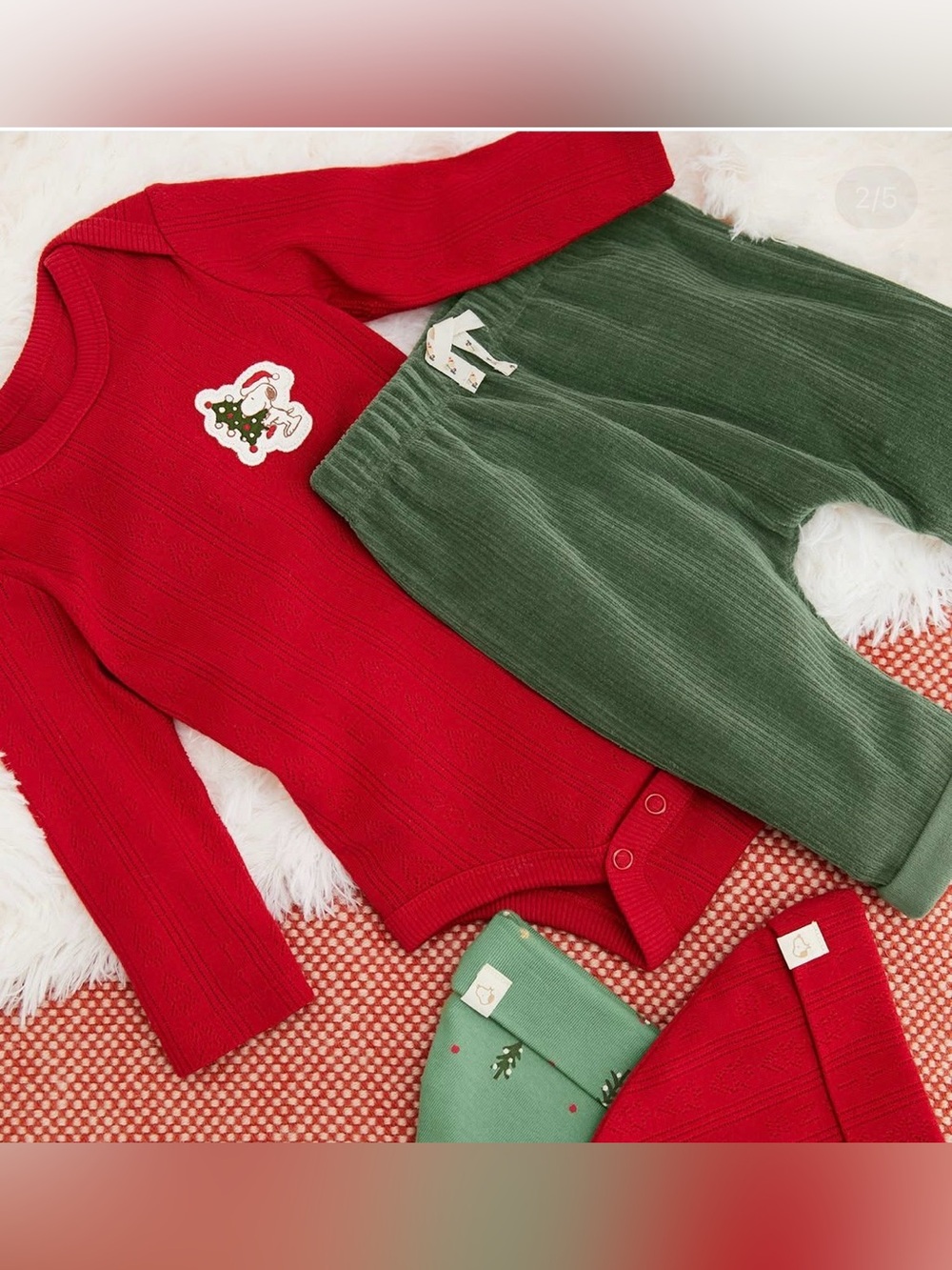 Peanuts Little Snoopy Red and Green baby Matching Set